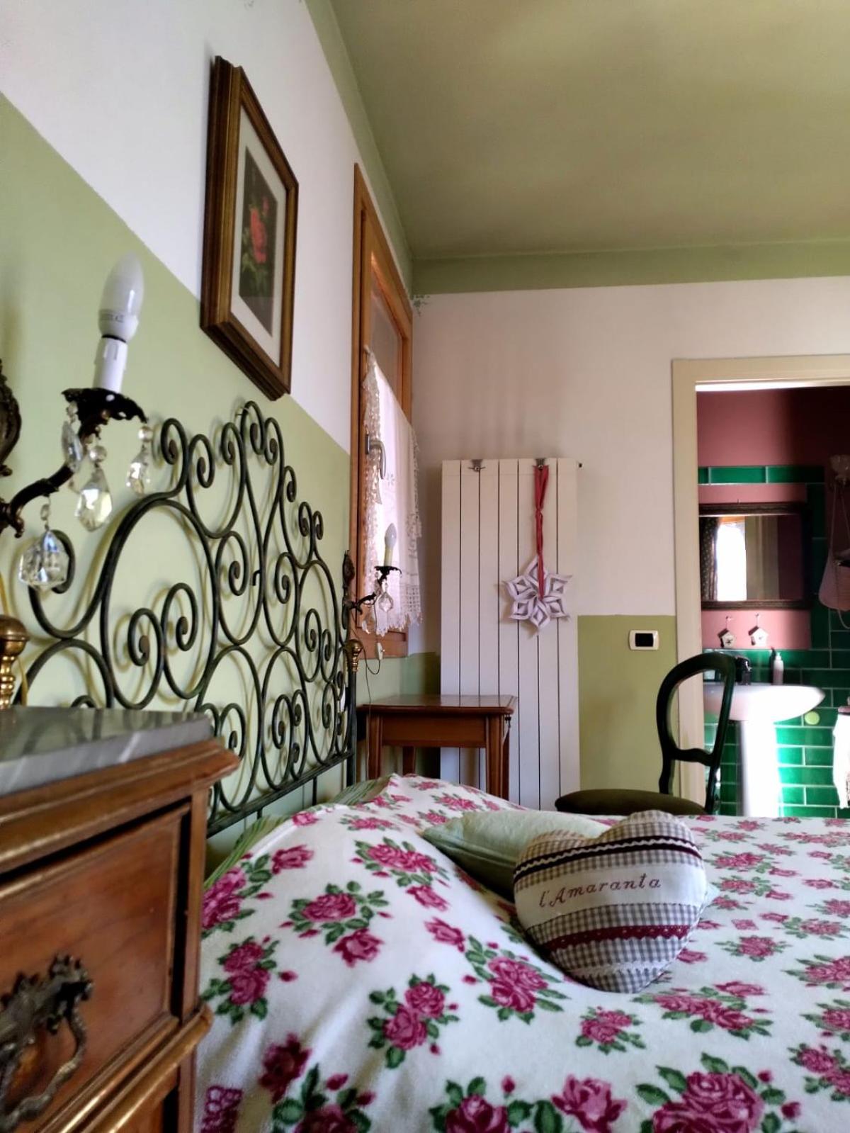 Villa Amaranta Room and Breakfast