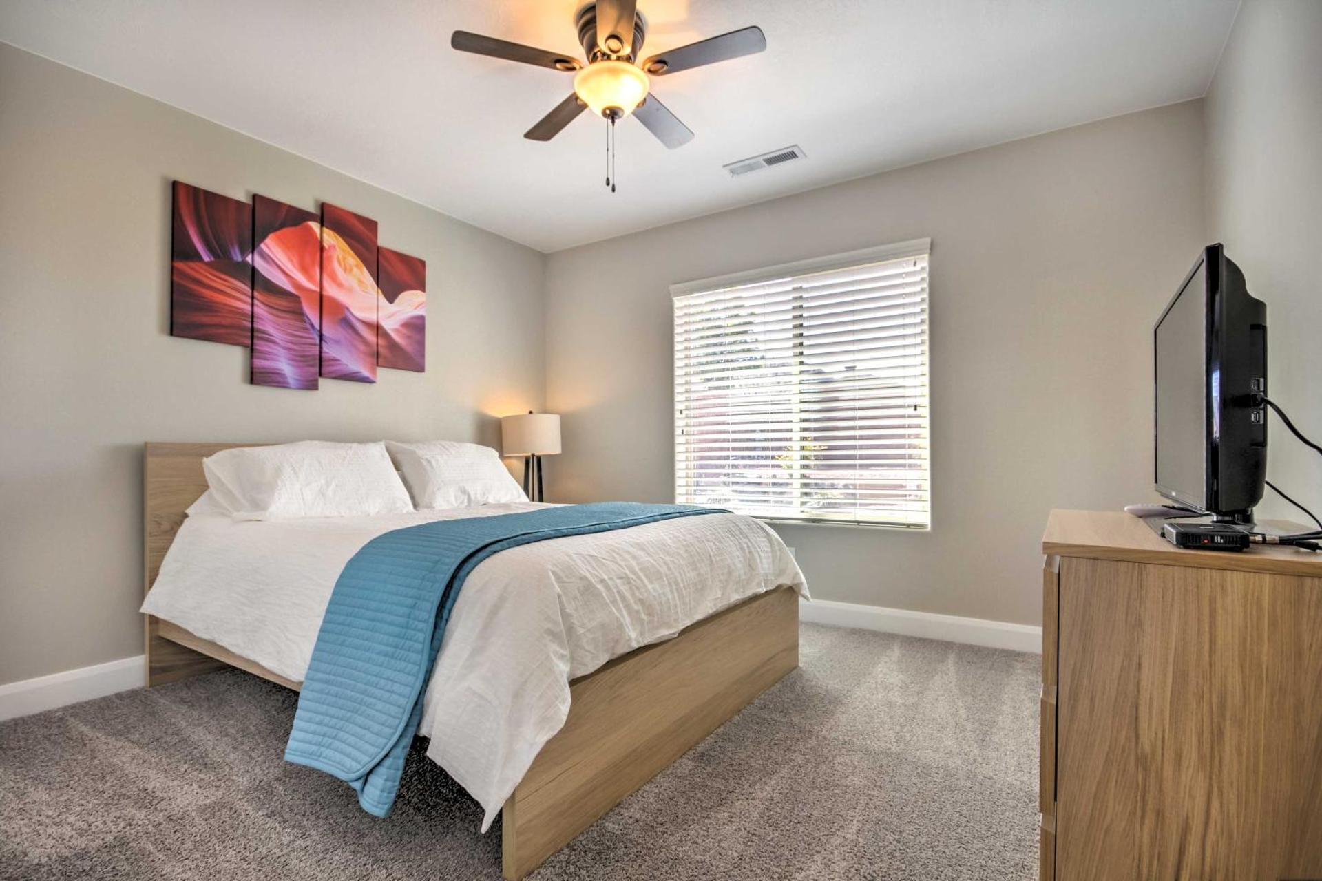 Scenic La Verkin Home 20 Mi to Zion National Park