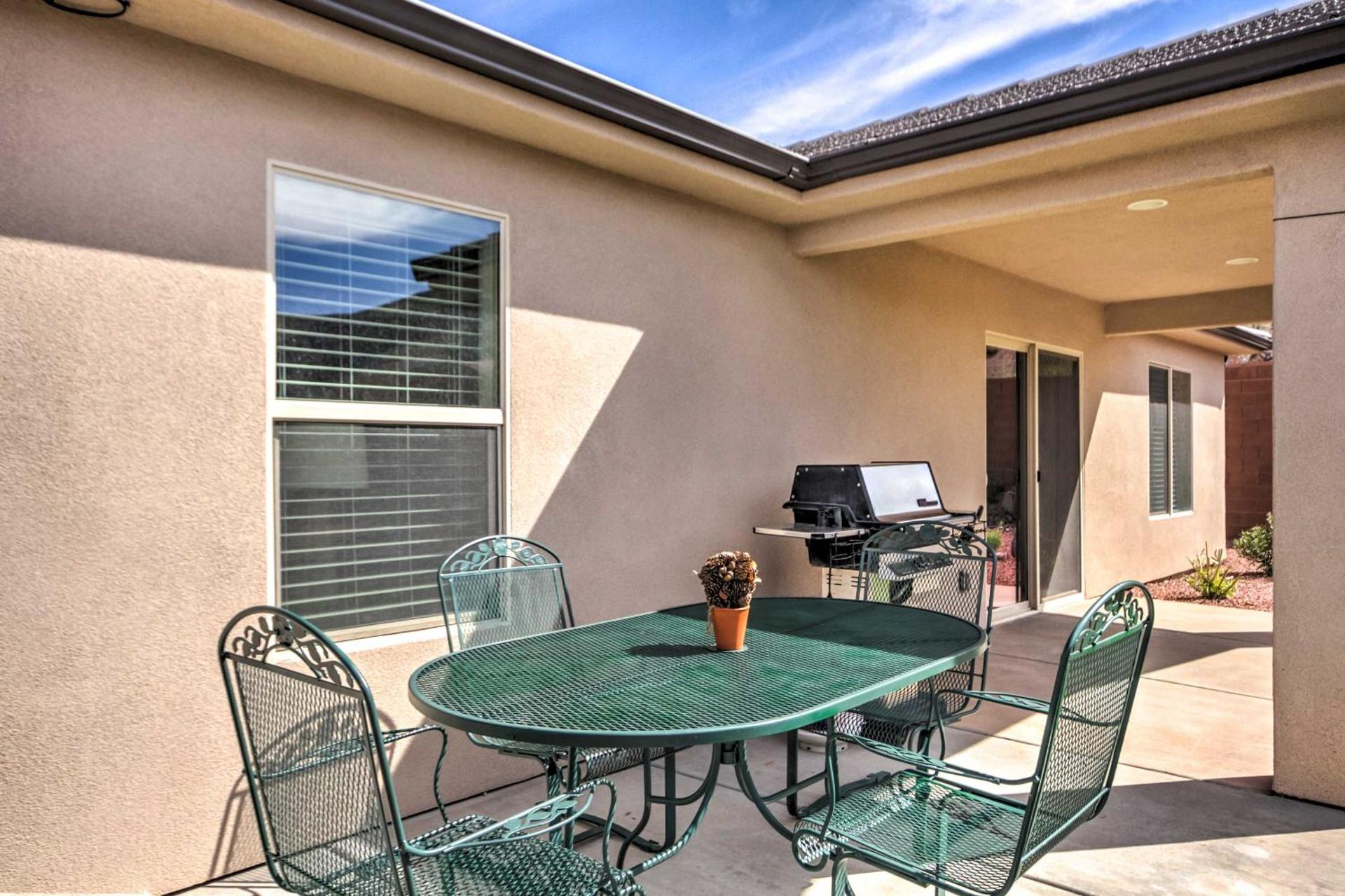 Scenic La Verkin Home 20 Mi to Zion National Park