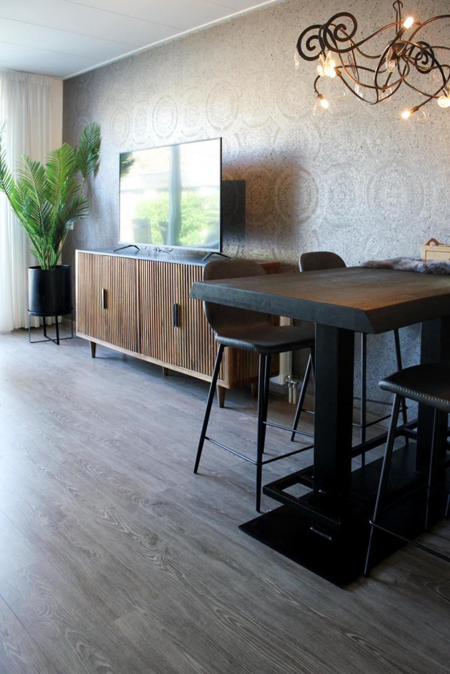 HOLTINGERHUYS Uffelte- Giethoorn! Tegen betaling Wellness!!!