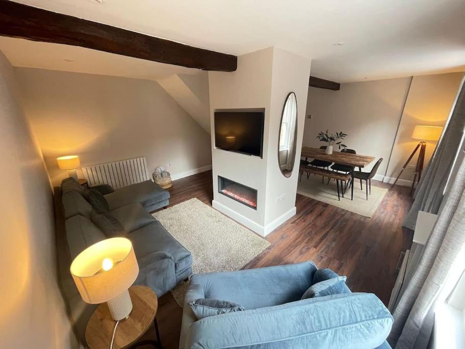 Georgian 3 bed house in historic town centre