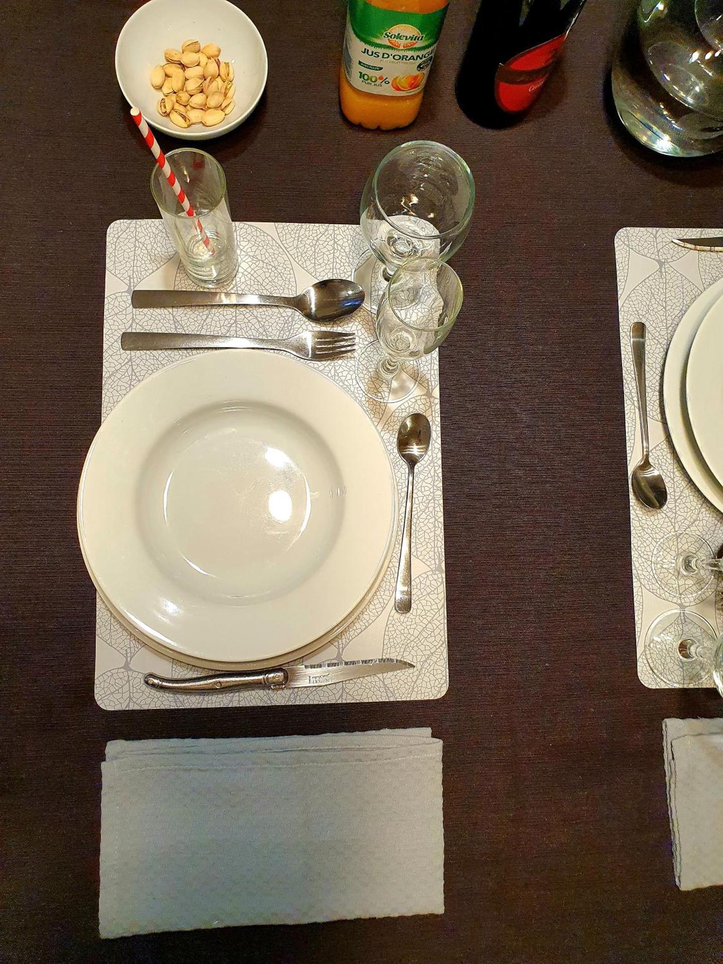 Maison confortable, terrasse et jardin à Amiens