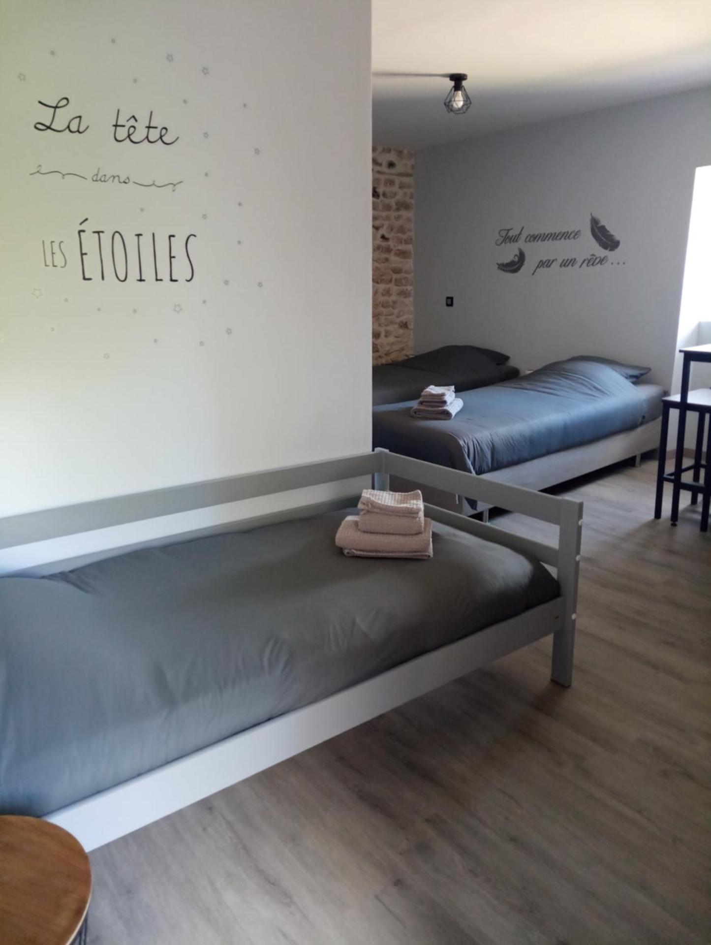 La poule aux oeufs dort