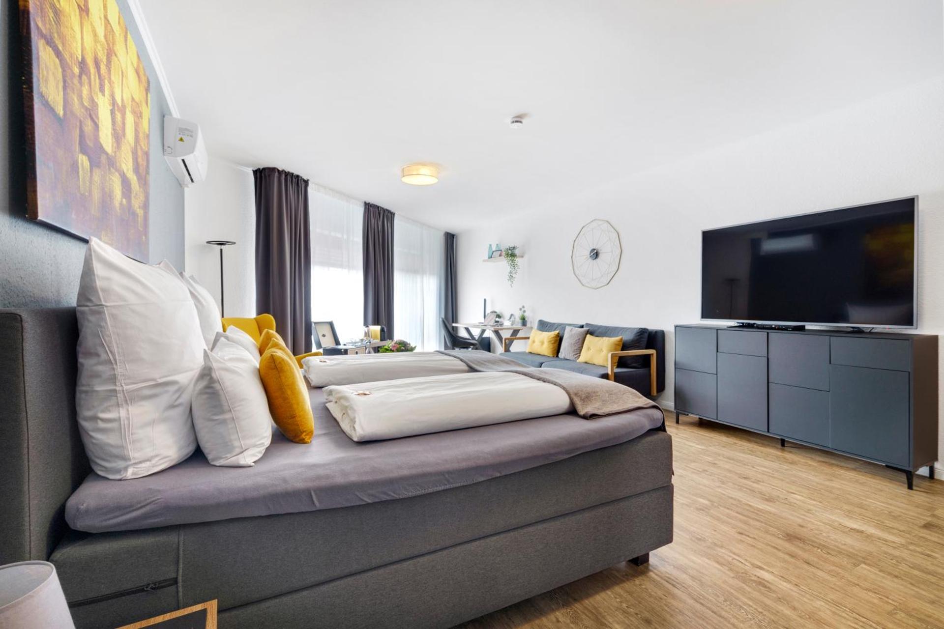 Photo of the whole room