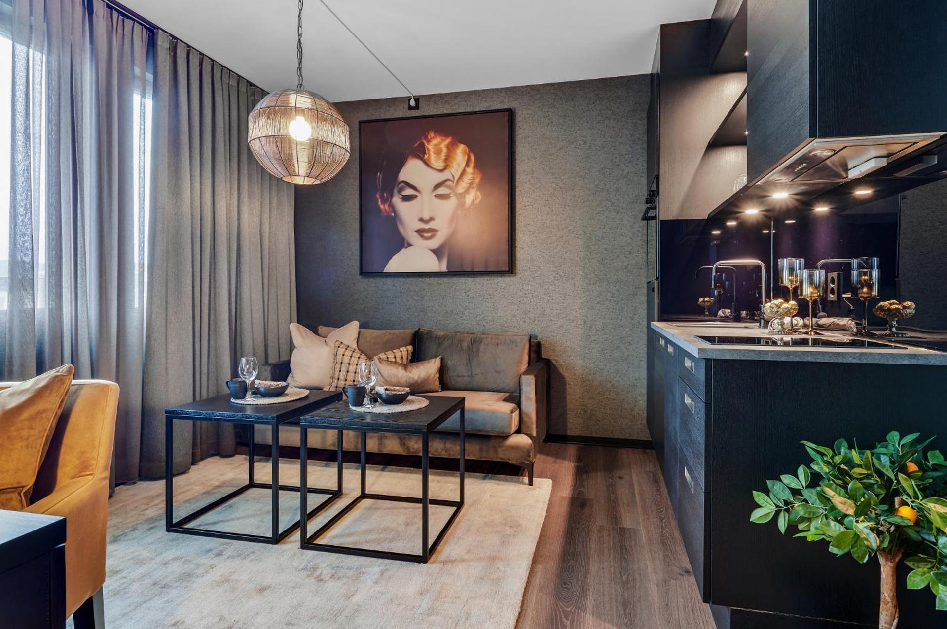 Kitchen or kitchenette