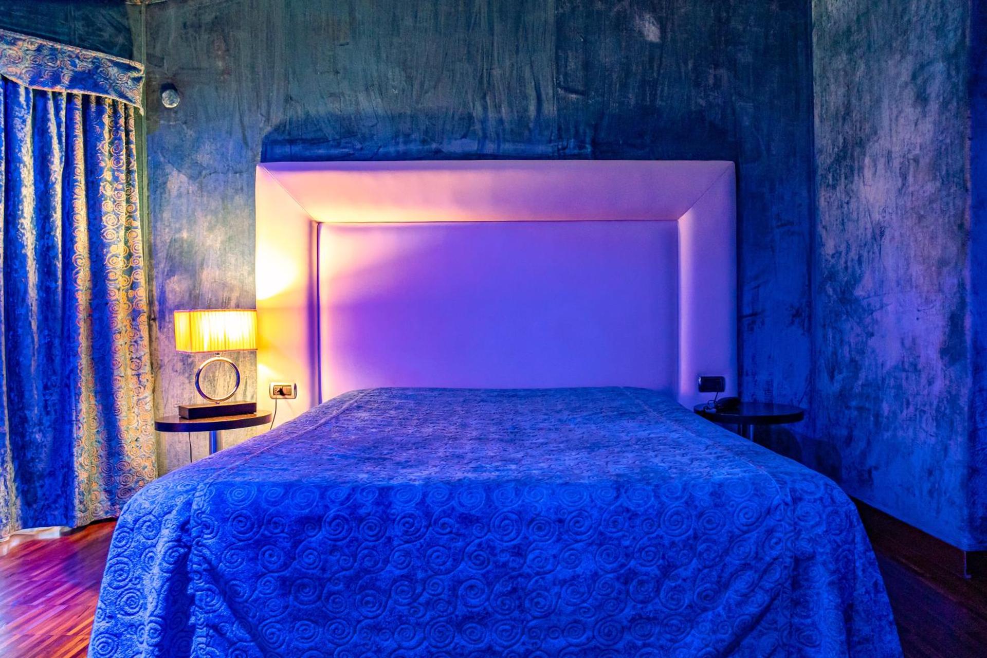 Deluxe Double Room with Spa Bath 