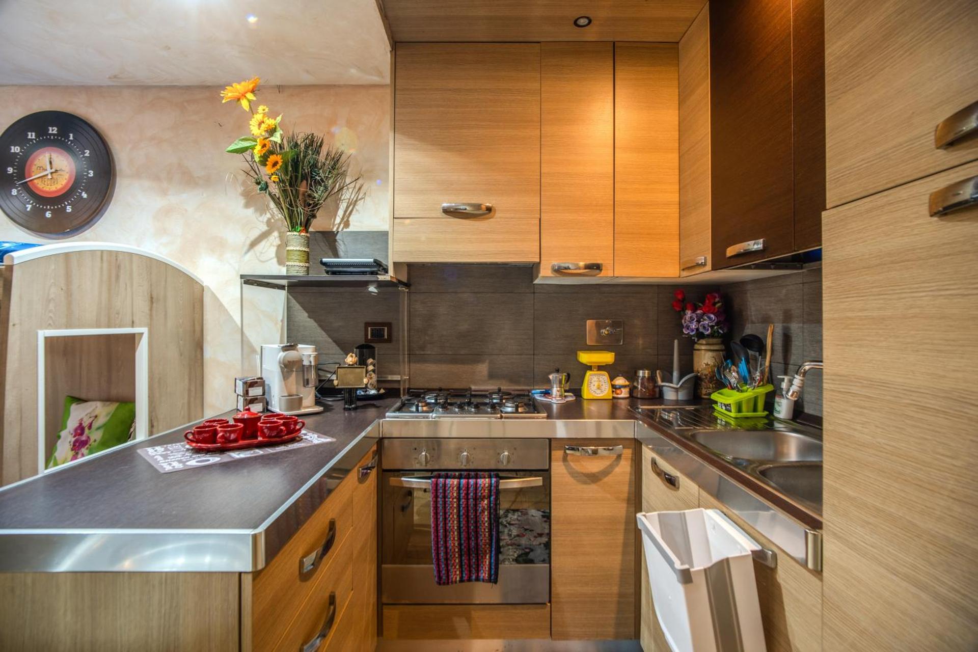 Kitchen or kitchenette