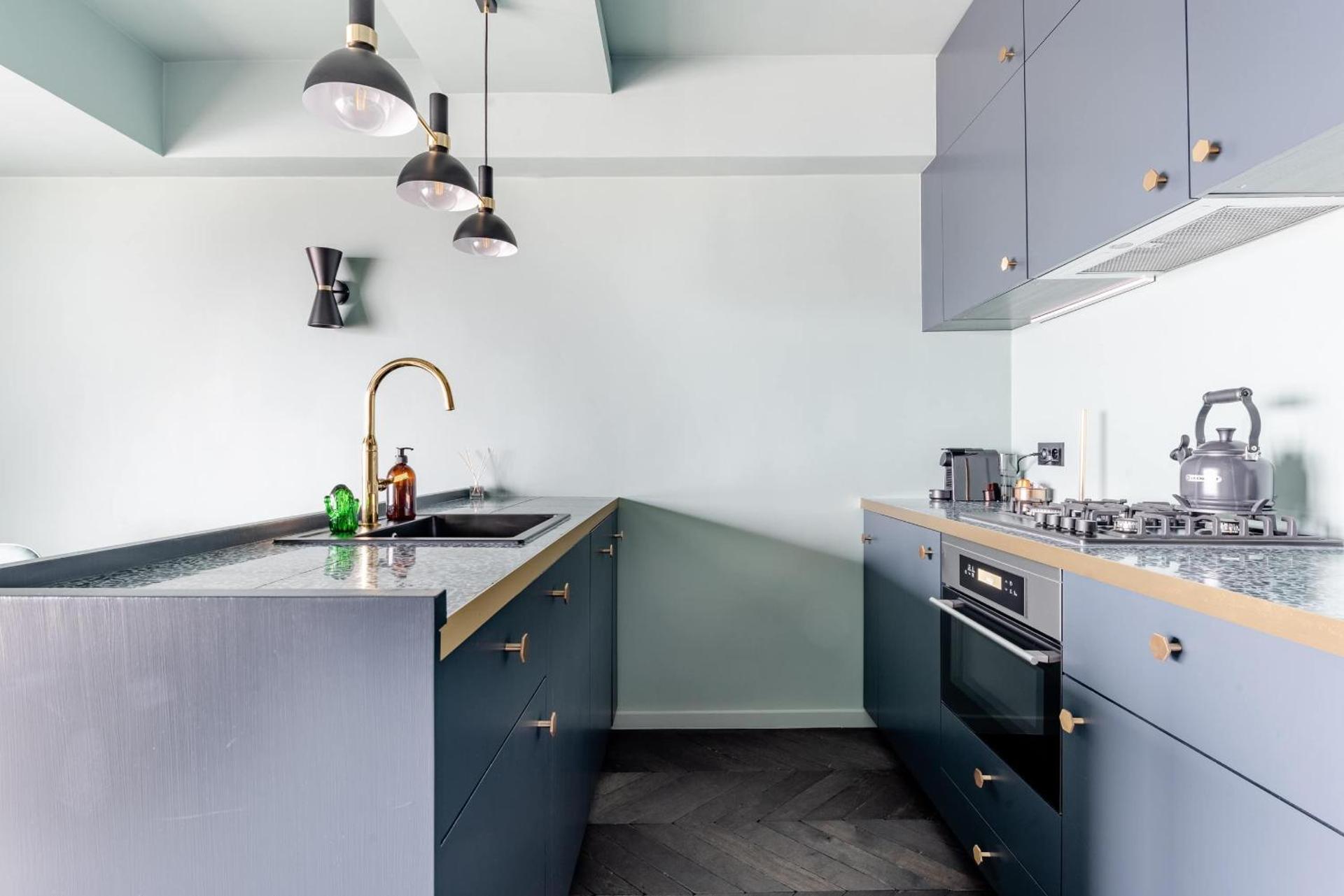 Kitchen or kitchenette