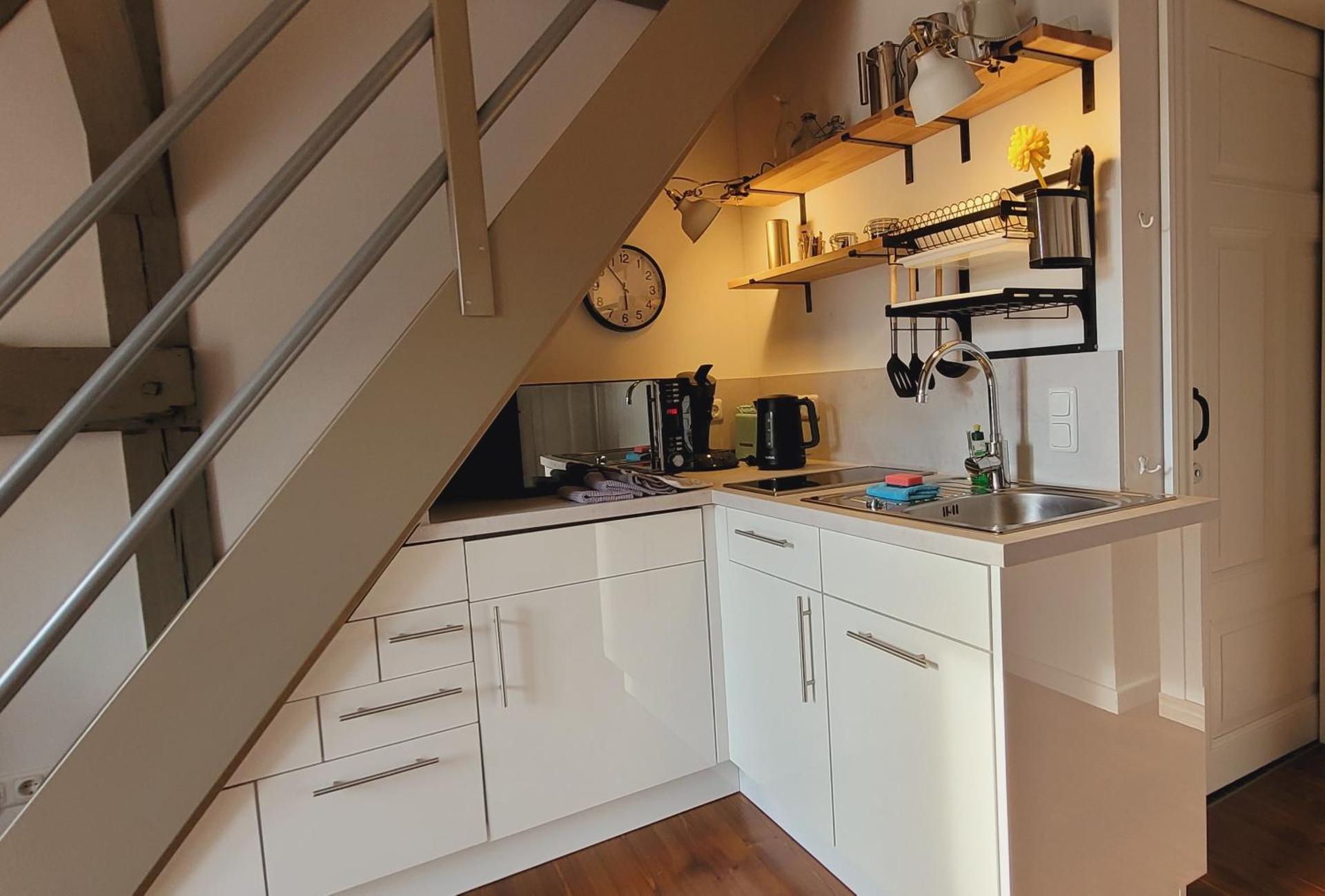 LoggiaHaus am Schloss, 5 Ferienwohnungen, teils mit Schloss- und Seeblick