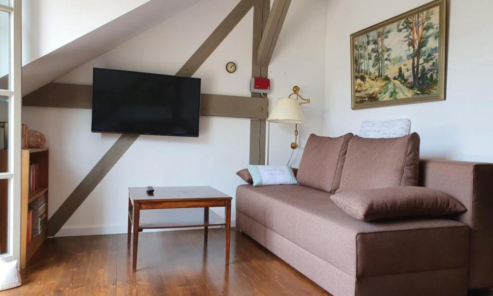 LoggiaHaus am Schloss, 5 Ferienwohnungen, teils mit Schloss- und Seeblick