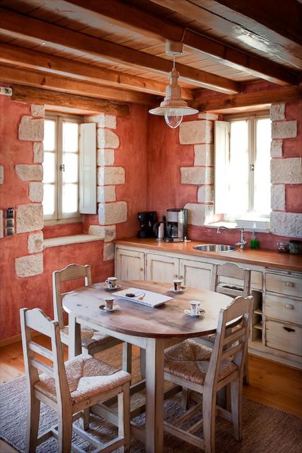 Villa with Mountain View and Fireplace (4 Adults)