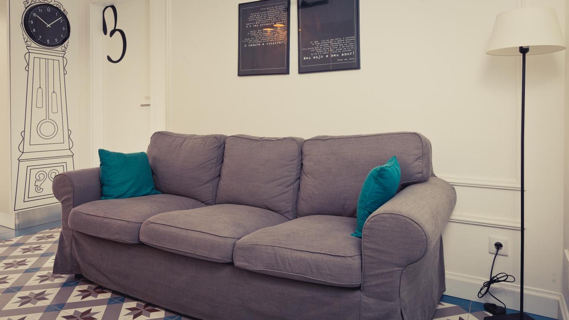 Communal lounge/ TV room