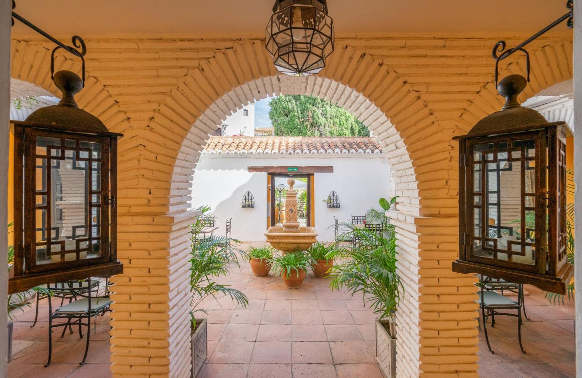 Inner courtyard view