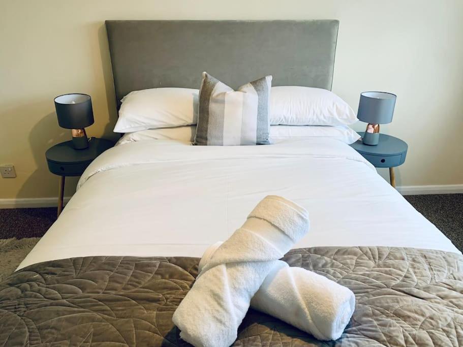 Homely Detached 3 bedroom house near Sheffield