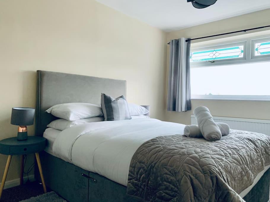 Homely Detached 3 bedroom house near Sheffield