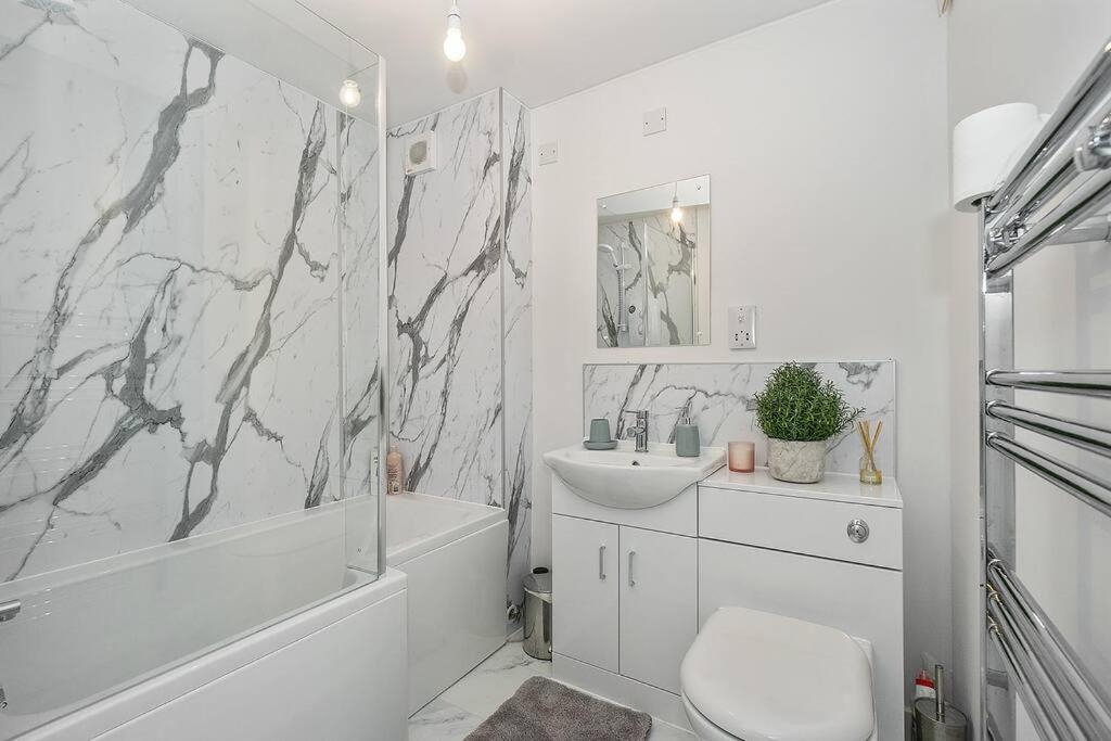 Modern seaside apartment ,Lossiemouth, Moray