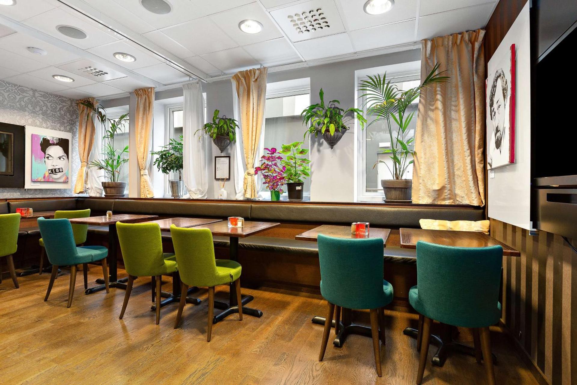 Meeting/conference room