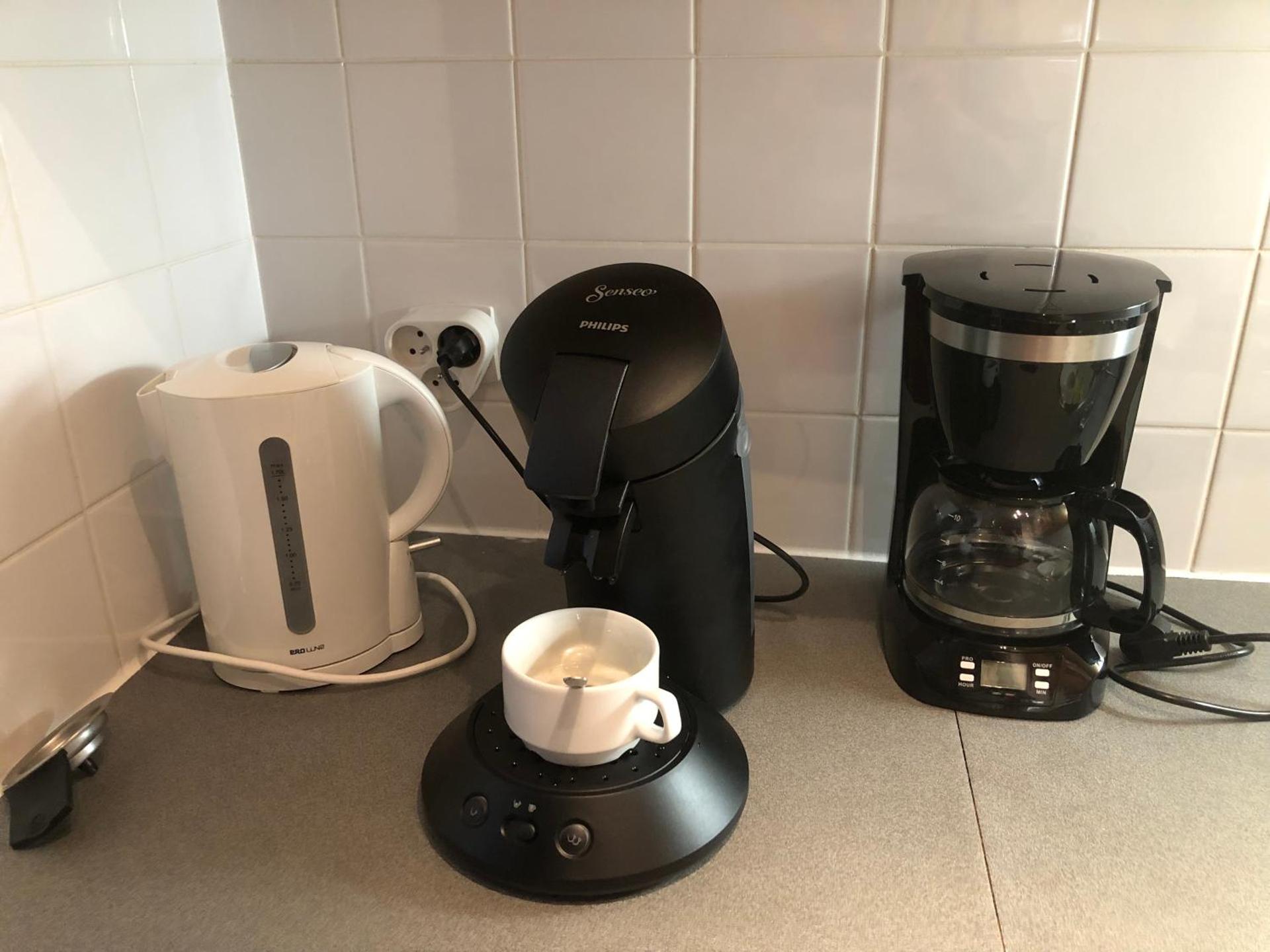 Coffee/tea facilities