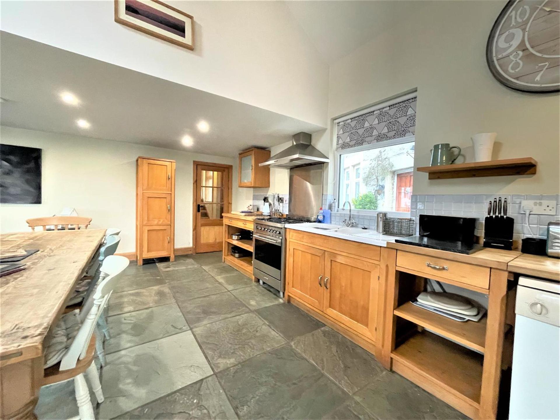 Inglefall & Jasmine Cottages