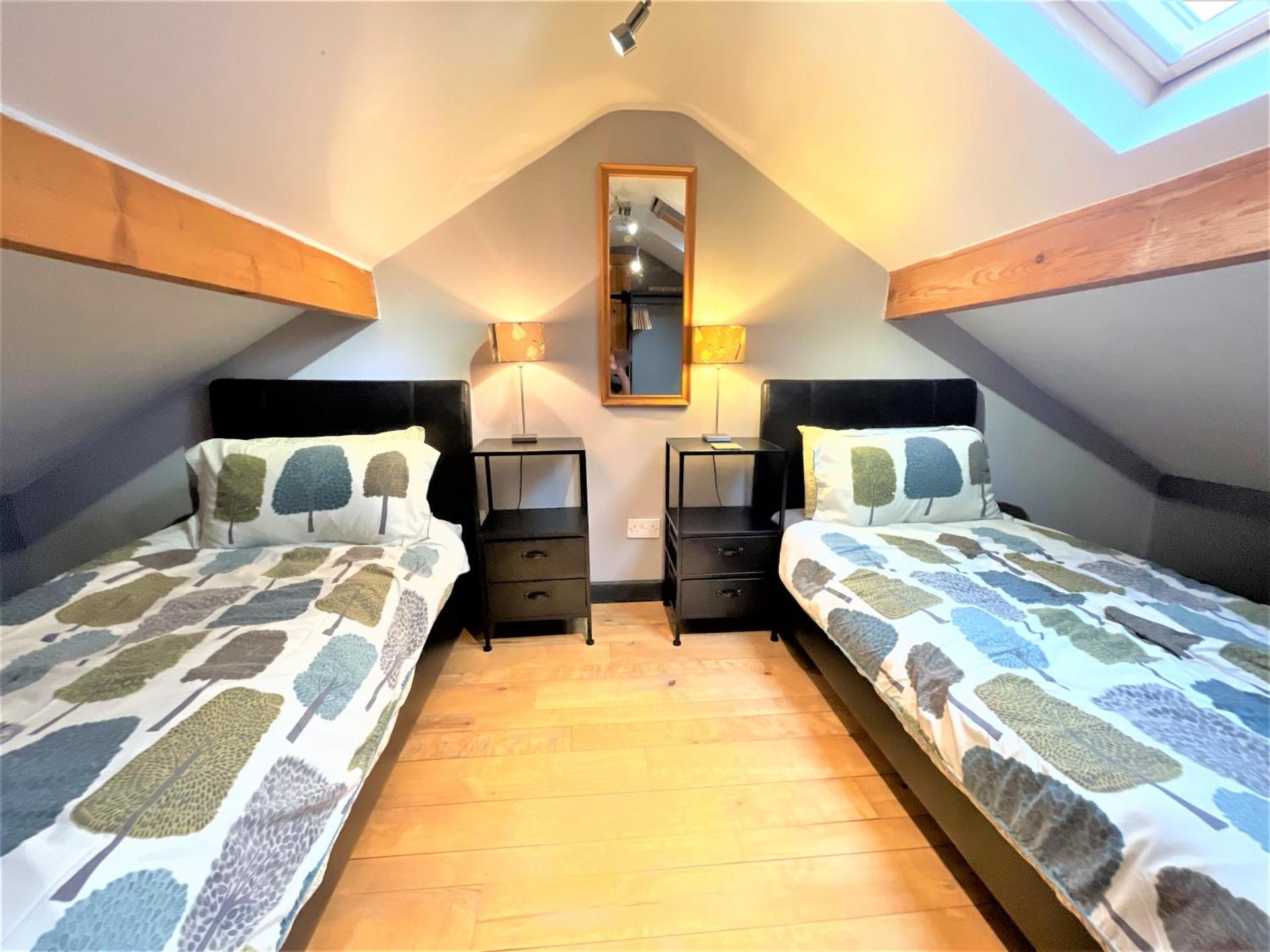 Inglefall & Jasmine Cottages