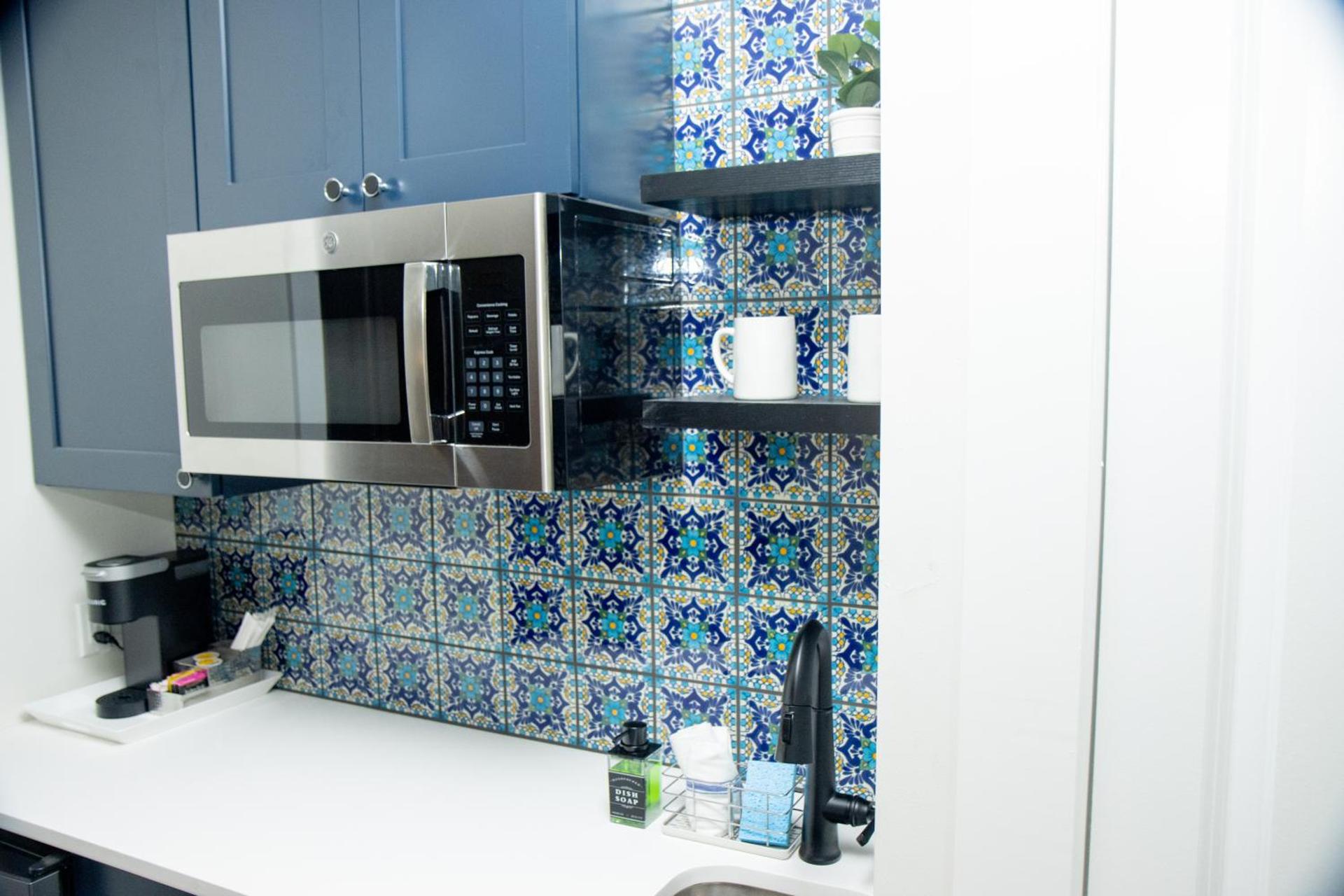 Coffee/tea facilities