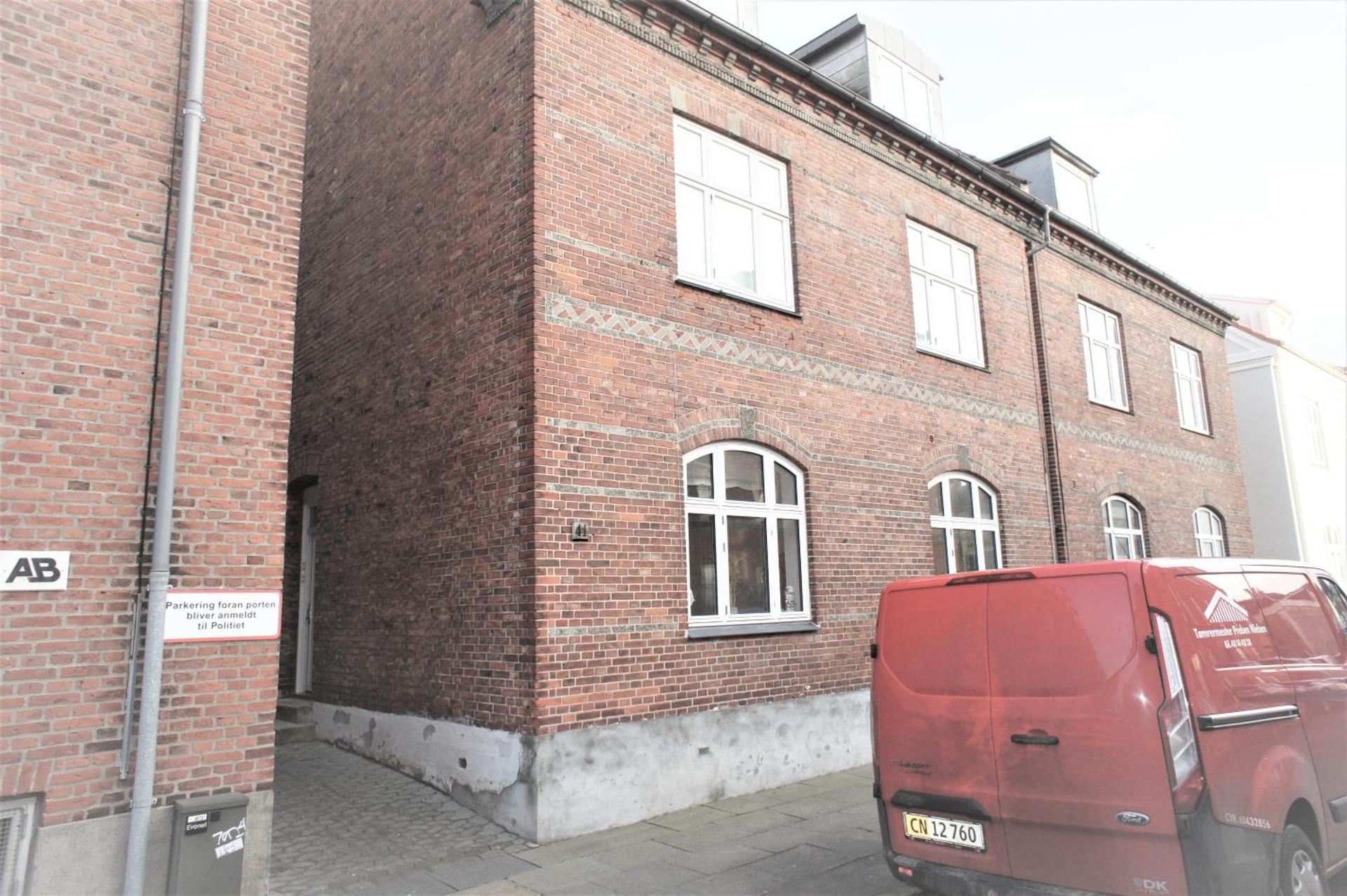 Finlandsgade 41 st (id.054)