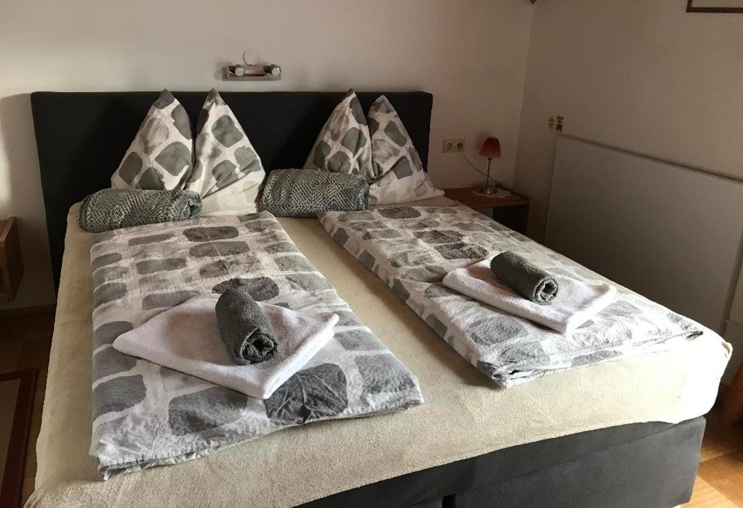 Ferienwohnung und Zimmer Kassar Bikertipp