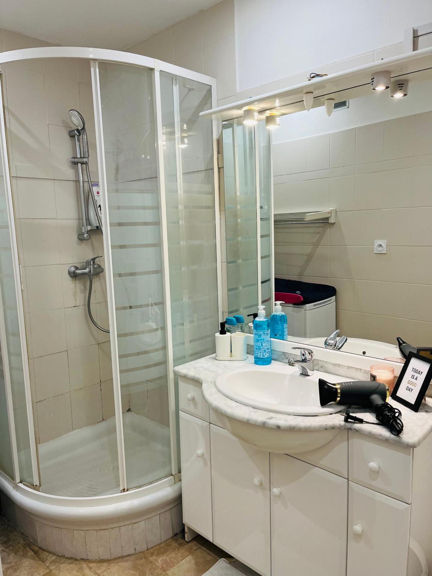 3 chambres Situation idéale Aux portes de Lyon Tout confort