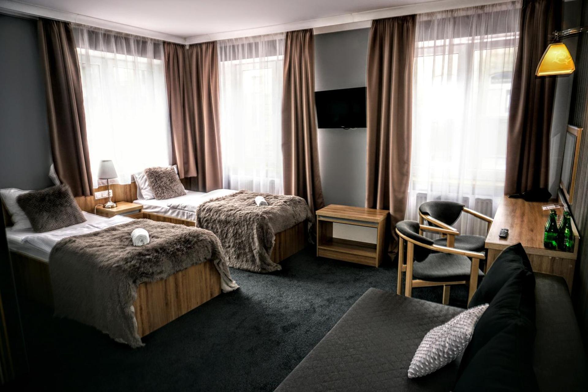 Aviator Hotel Restauracja & SPA