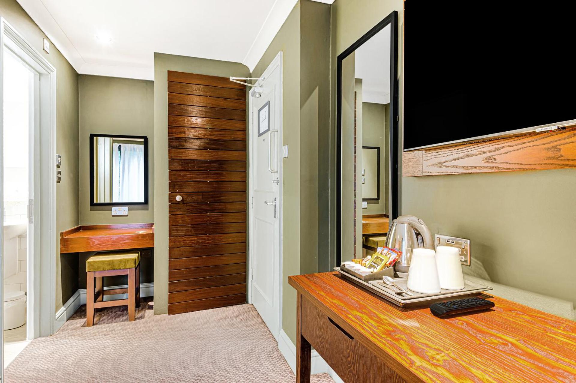 Coffee/tea facilities