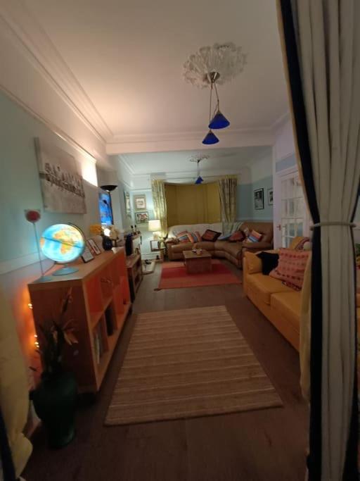 Big fireplace aga hot tub wet room barn garage