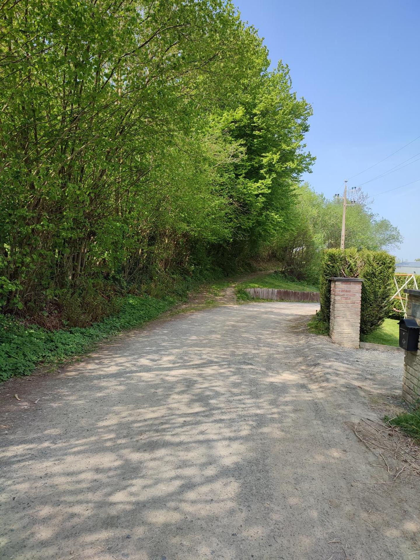 maison au bord du bois toute équipée avec jaccuzzi