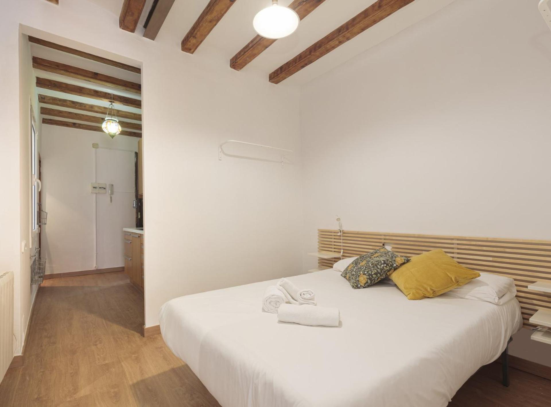 Ndlr 2-4 · Authentic flat in Poble Sec - Paralelo