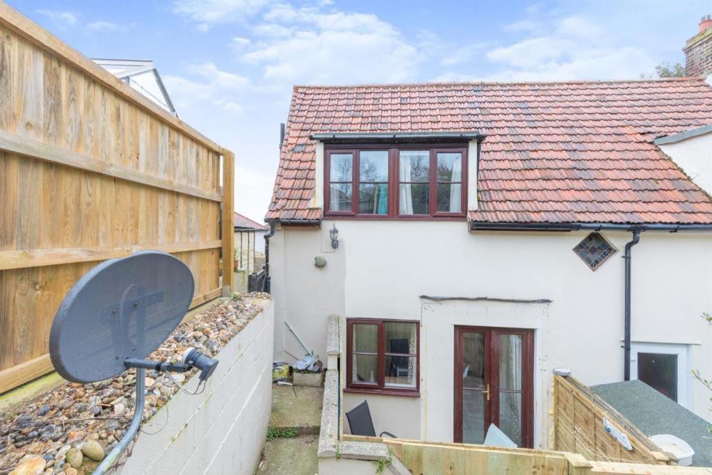 5 Stable Cottages , Hartington Road, Cromer.North Norfolk. NR27 0EJ