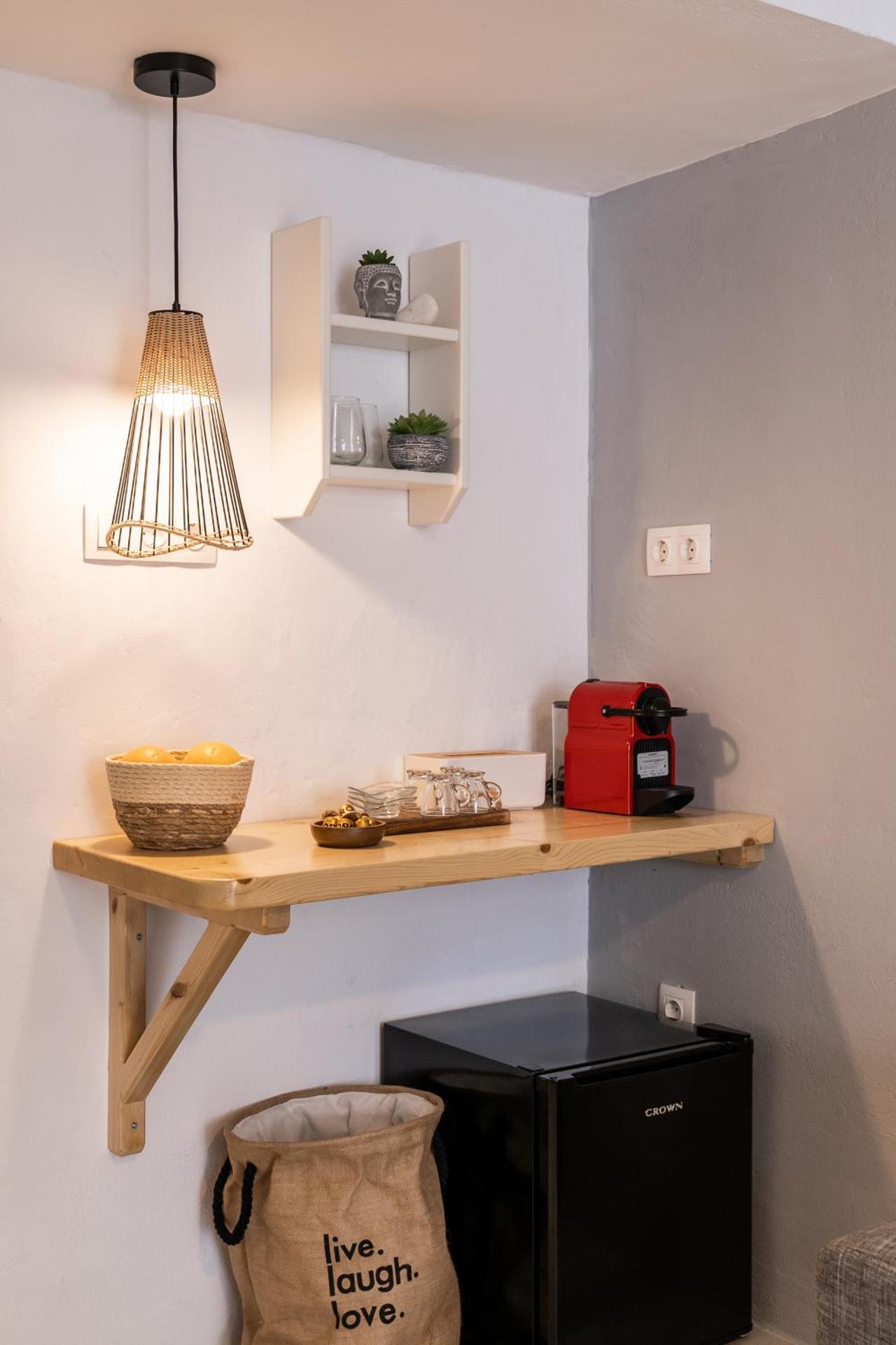 Coffee/tea facilities