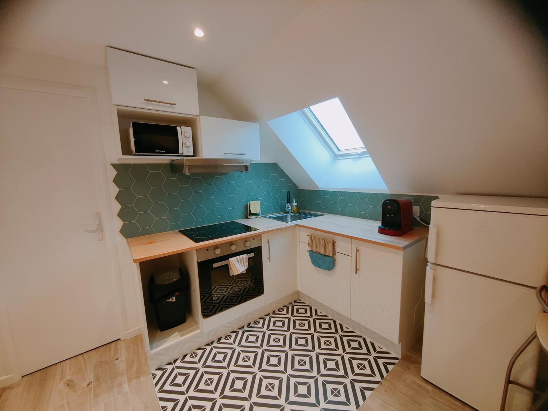 Les Lofts De Provins: Apt 7