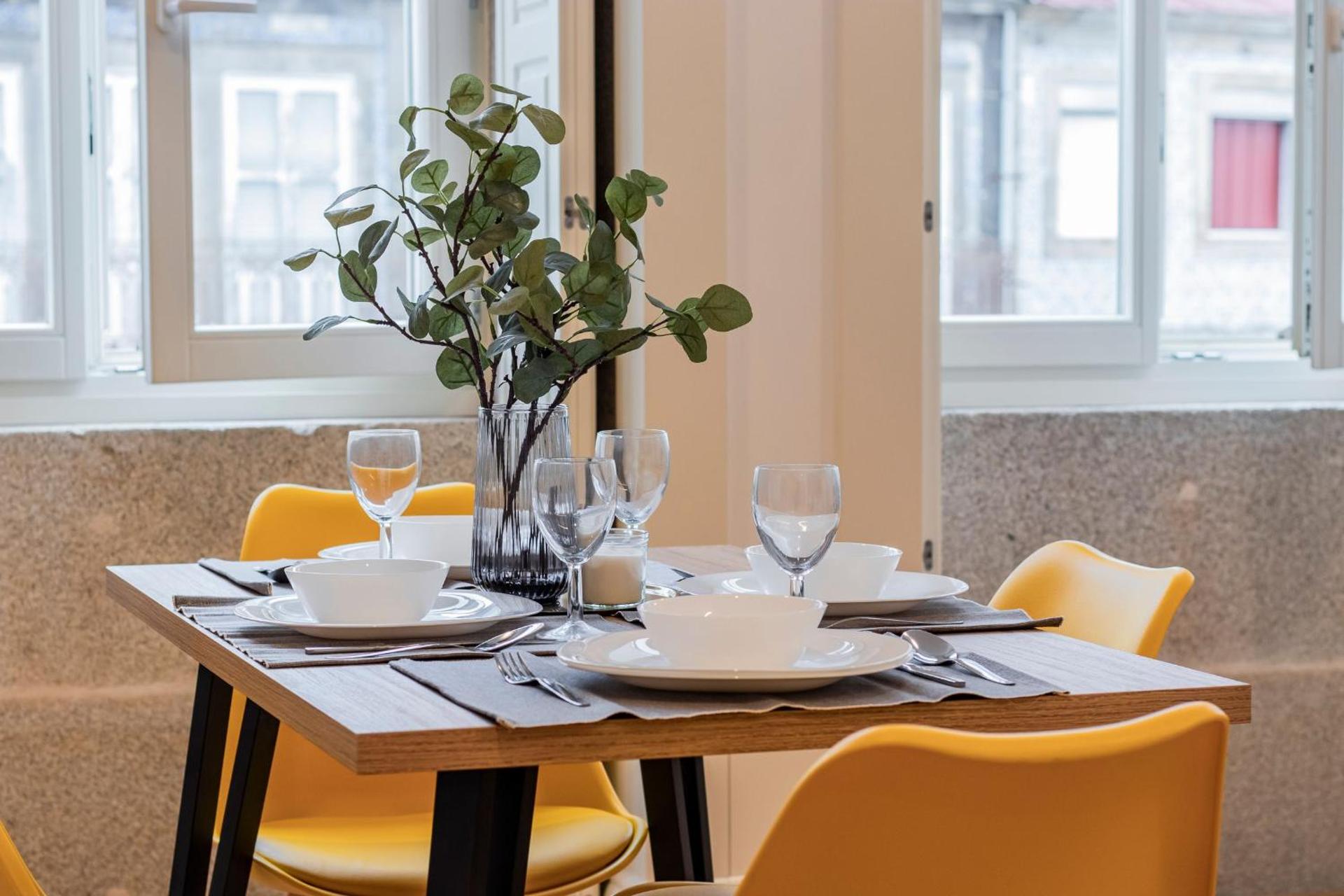 Studio Apartment with One Double Bed