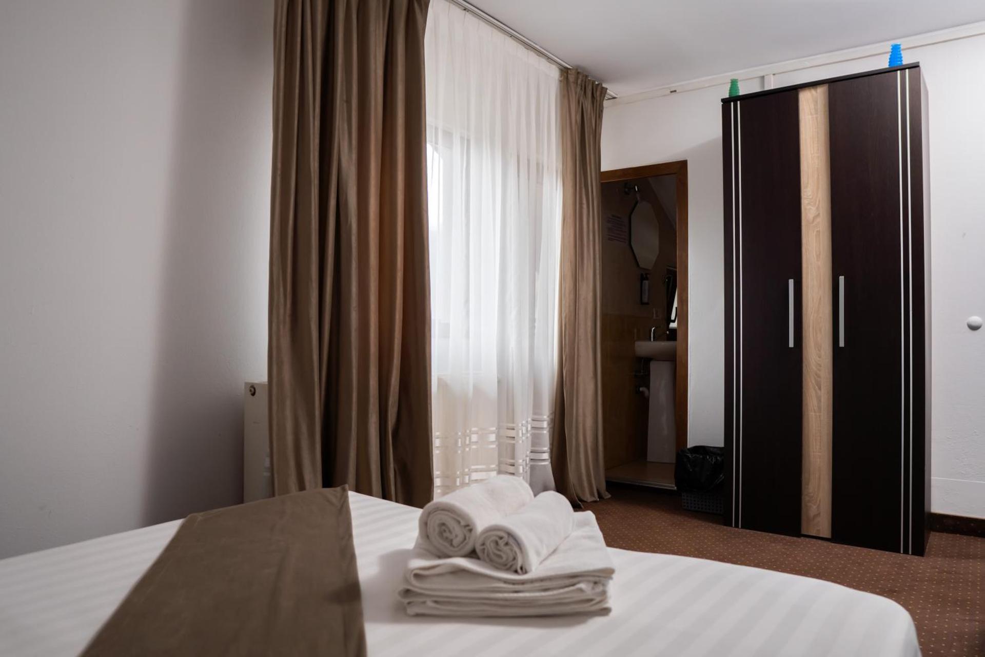 Single Room with Shower