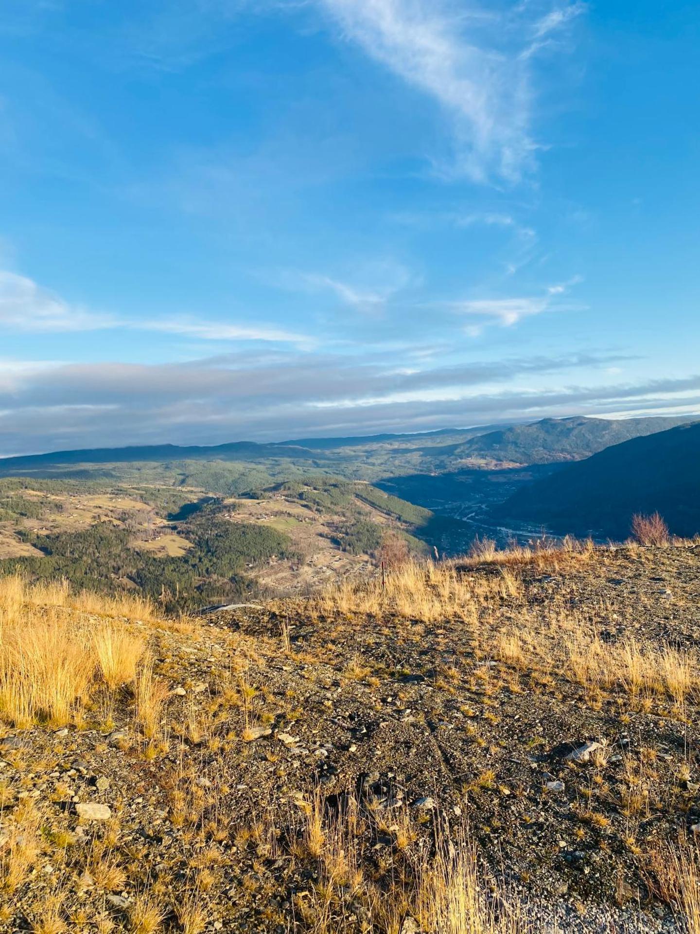 Perfect Christmas atmosphere! Beautiful Apartment at Skagahøgdi with Panoramic View