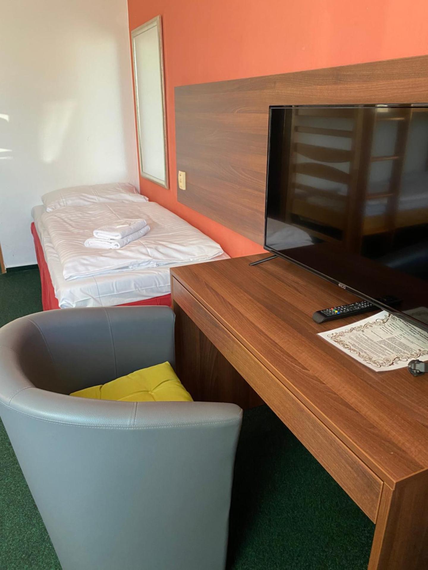 Standard Family Room