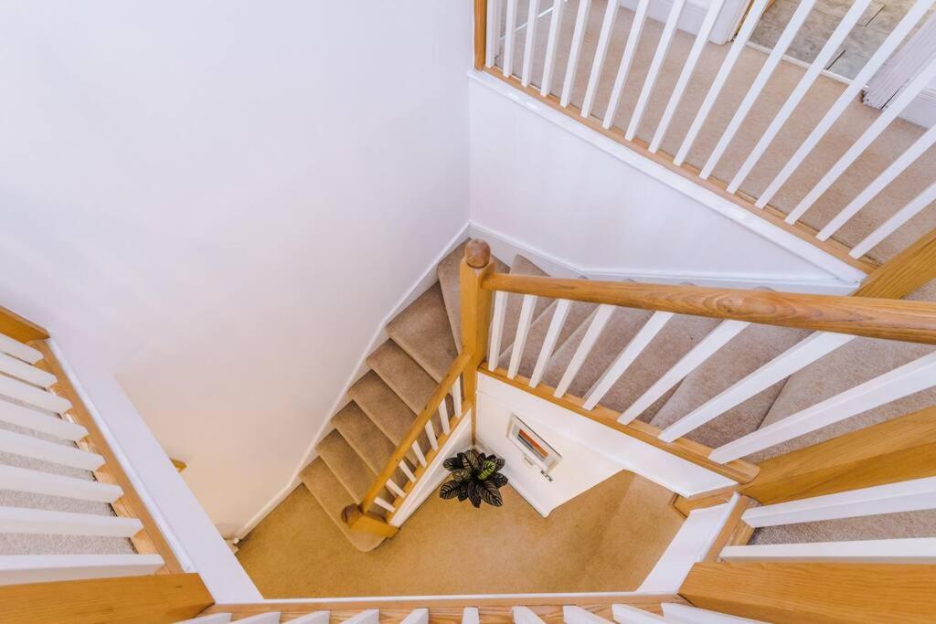 Luxurious Cosy 4BR Home Cheshire