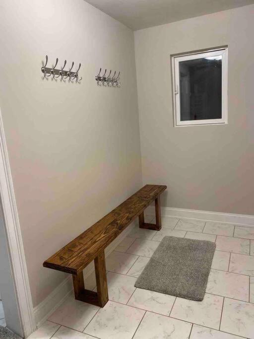 Modern Home near Lake w HotTub, Game Room, Fireplace