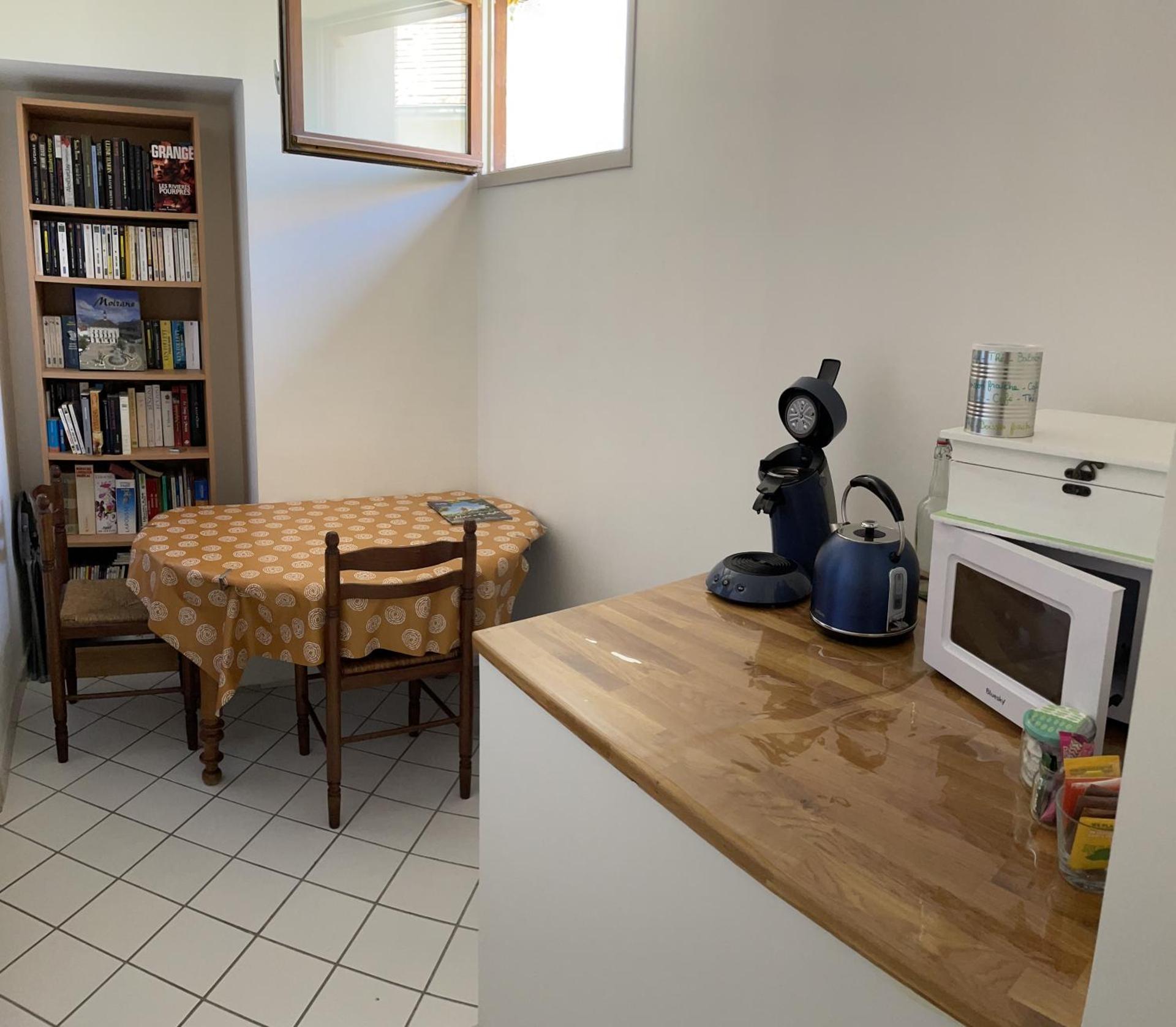 Coffee/tea facilities