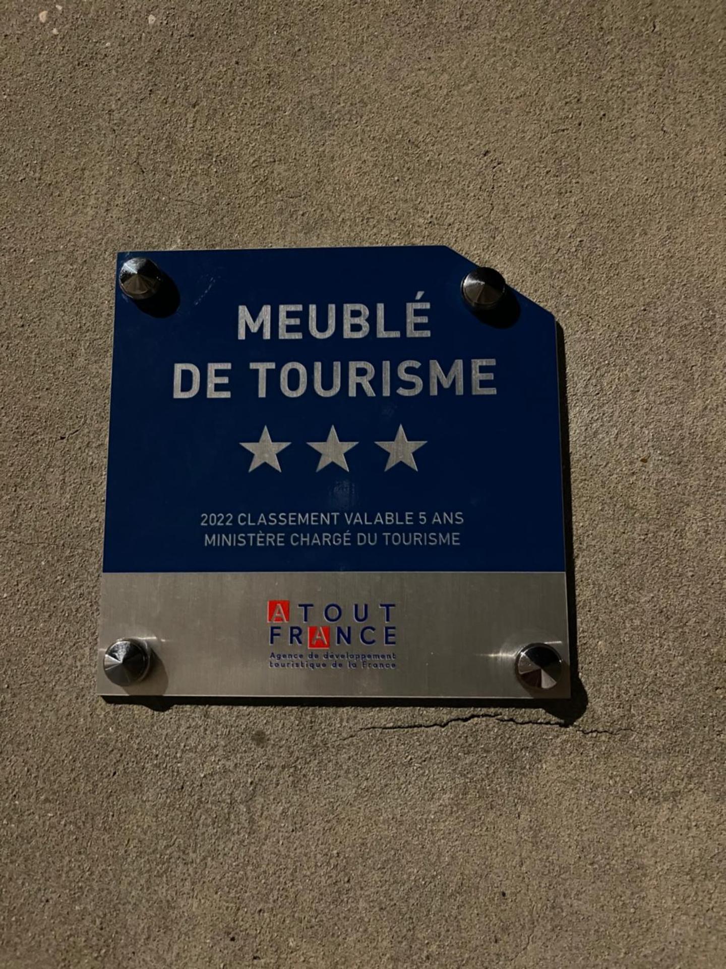 Logo/Certificate/Sign