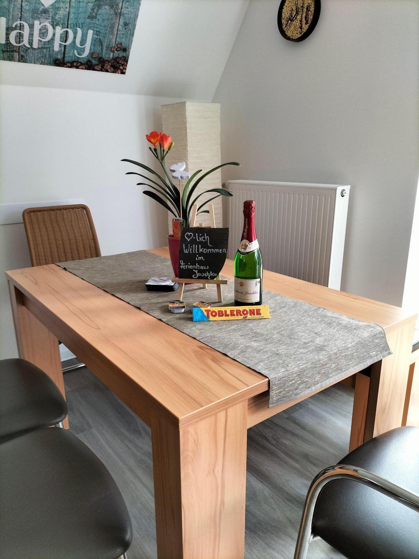 Neues-Ferienhaus-am-schoenen-Ferienpark-Twistesee-Naehe-Bad-Arolsen