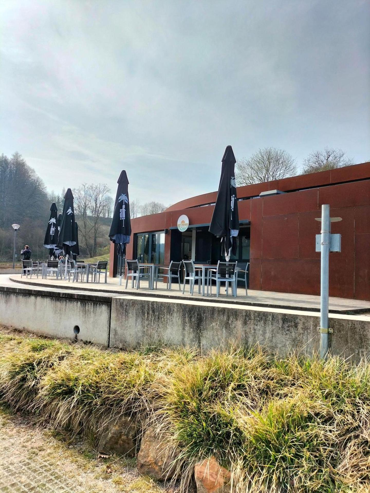 Neues-Ferienhaus-am-schoenen-Ferienpark-Twistesee-Naehe-Bad-Arolsen