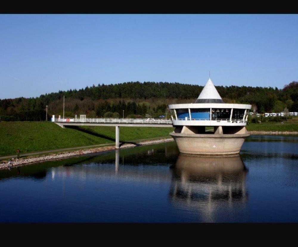 Neues-Ferienhaus-am-schoenen-Ferienpark-Twistesee-Naehe-Bad-Arolsen