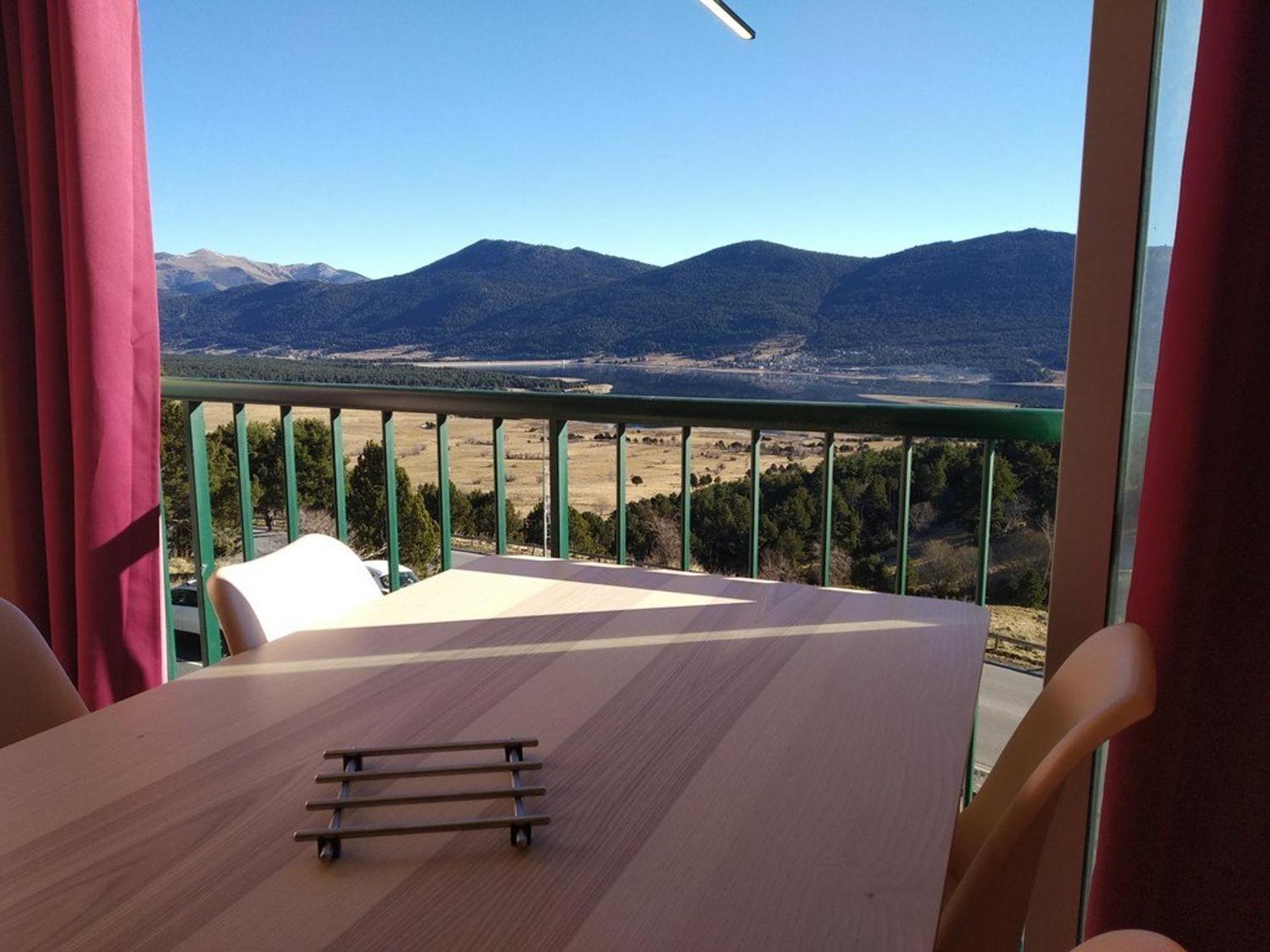 Appartement lumineux avec vue sur le lac, parfait pour se détendre - FR-1-593-44