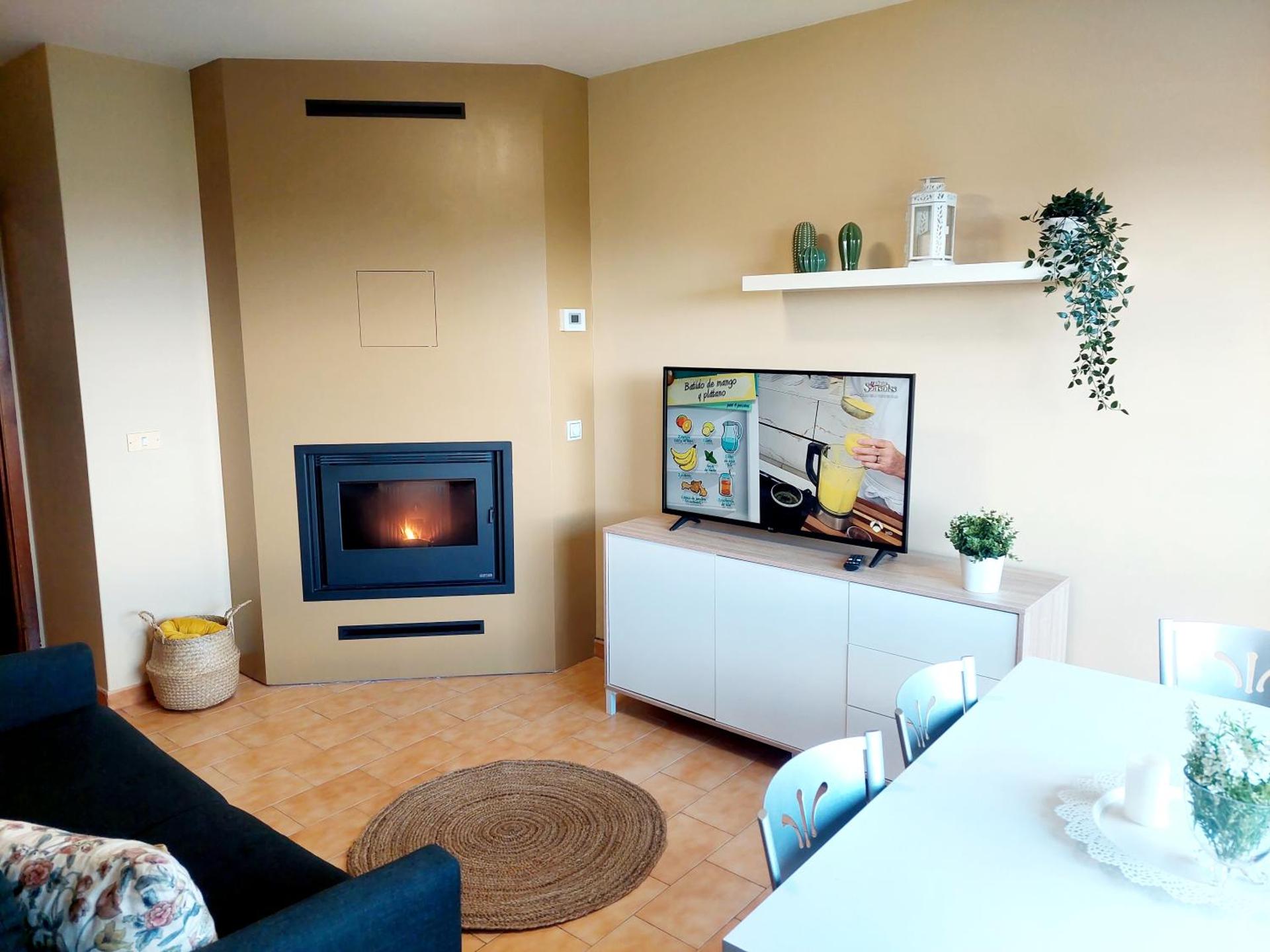 Communal lounge/ TV room