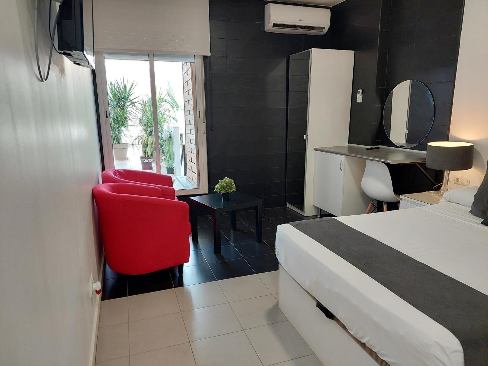 Photo of the whole room